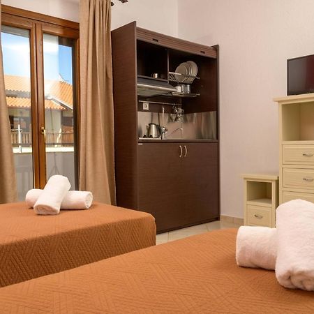 Pension Stelios Ouranoupoli Exterior photo